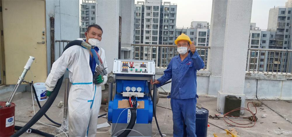 AH3500L楼顶喷聚脲防水